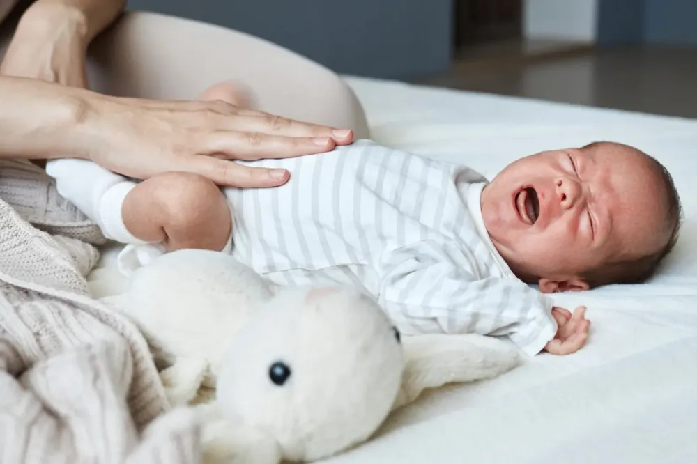 bébé qui pleure